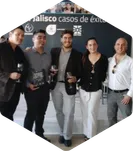 Equipo de JarabeSoft en la premiación de casos de éxito